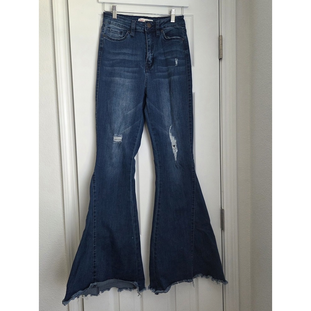YMI Gigi Extreme Fit & Flare Jeans Womens Size 7 Blue Bell Bottom Boho 70s Retro